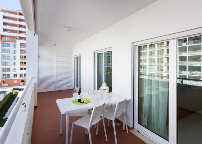 Edificio Sol Matos 公寓 *