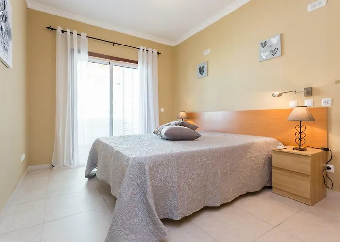 Edificio Sol Matos 波尔蒂芒