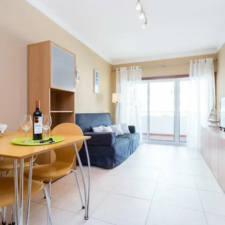 Apartamento Edificio Sol Matos *