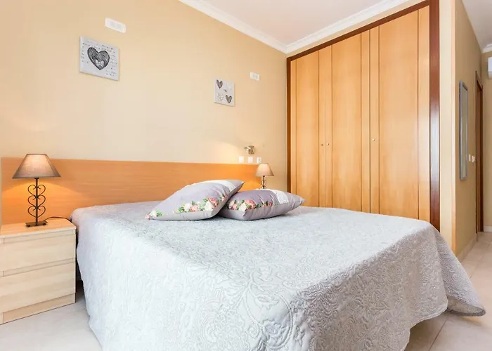 Apartamento Edificio Sol Matos *