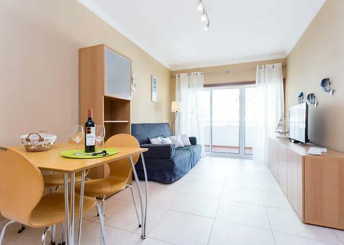 Apartamento Edificio Sol Matos *